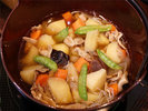 【肉じゃが】和食の定番! しっかりと味がしみ込んでいます!※仕入状況に合わせ月替わりの提供