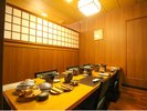 【個室お食事処「花蝶」】2016年にリニューアルした、個室スタイルのお食事処。