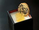 ご夕食】岩手名物「南部せんべい」を使用したデザート(一例)