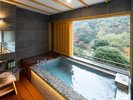 【温泉露天風呂付 粋彩〜SUISAI〜】和洋室42平米以上 露天風呂一例