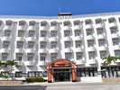 ホテル外観正面