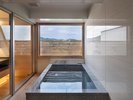 NEW!御影石の露天風呂は2名様入浴OK。良質な嬉野温泉をお楽しみください。※写真はお風呂の一例です