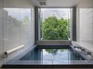 ◆露天風呂付和洋室3F◆美肌の湯に浸りながら感じる葉音と木の揺らぎを眺めて ※写真はお風呂の一例です