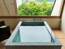 デラックス60u和洋室A(ワイド露天風呂ルーム)※写真はお部屋のお風呂のイメージです