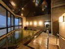 【大浴場】伊勢湾を眺めながら入浴できる大浴場