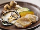 【土地の恵み会席】秋(9月〜11月)鮑と名古屋コーチン 木の子の陶板焼き ※イメージ