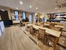 ロビーの席数を増やしました!