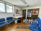 大人の語らいの場。6人座ってもゆったり。