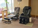 【マッサージチェア】日頃の疲れをもみほぐしてください。