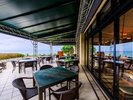 �yWine��Dining The Orange�z�V�[�t�[�h�����������R�[�X��A���J���g�Ŗ����߂�J�t�[�̃��C���_�C�j���O