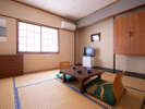 ■和室10畳 バストイレあり■本館和室でもっとも広いお部屋。ちいさなお子様連れに嬉しいバストイレつき!