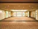 【宴会・会議】けやき/にれ開放感のある、当館のメイン会場。分割してのご利用も可能です(広さ171平米)