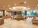 【朝食会場】地元食材を最大限に活かしたお料理を30種類以上ビュッフェスタイルでご用意しています。