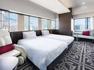 【コーナーツイン(海側)】26平米/ベッドサイズ:幅110cm×長さ195cm×2台/バスタブあり