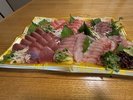 4人前のお刺身盛り合わせになります