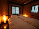 落ち着いた雰囲気の寝室