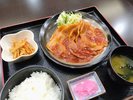 ◆夕食/ポークチャップ定食★950円(税別)