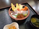 ◆夕食/生ちらし★1,500円(税別)