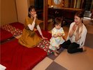 茶室造り「もみじ」は赤ちゃん連れのお客様に人気。琉球畳和室で温泉付き。