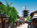 法観寺(八坂の塔)壮麗な五重塔がある仏教寺院です。最上階からは素晴らしい眺めが一望できます。