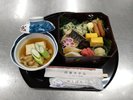 簡易朝食の例お一人ずつフロントまで取りにお越しください