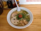 塩ラーメンに辛味噌トッピングで3回の味変、赤湯地区「囲ろ川」辛塩
