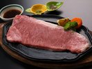 米沢牛のステーキ(イメージ)