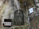 岩部山三十三観音は、松林寺住職が石工清蔵に頼んで三年を費やして岩に慈母観音像を彫刻させたもの。