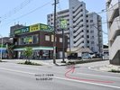 第二駐車場の行き方:ファミリーマート手前の道を右か左に曲がります