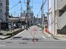 曲がったら直進します