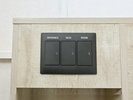 ベッドボード 照明スイッチ(シングルルーム)