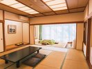 【本館・特別和室】ゆとりのある空間で上質なくつろぎを味わえる特別和室です。