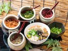 【朝食ビュッフェ】お茶漬けバーやうどんバーをお楽しみいただけます。