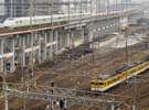 鉄道マニア向け:別館7階から撮影。在来線と新幹線が同時に写せるスポットです。