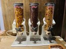 朝食レストラン シリアルもございます