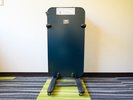 各階エレベーターホールにズボンプレッサーをご用意。出張や冠婚葬祭など、身だしなみを整えたい時に。