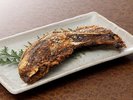 まぐろのカマ唐揚げ(本まぐろと名古屋飯 花かるた)