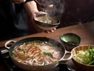 あいち鴨と根菜のエトゥフェ 鴨のコンソメ 黒にんにくのルイユ