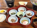 【朝食】ご飯に会うおかずをたっぷりご用意しました