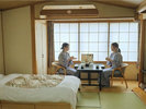 和みツインルームは和室にベッド2基のお部屋です。