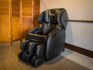 洋室ツインのお部屋はマッサージ器を設置しております。