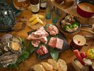 三重ブランド肉の食べ比べを含むプレミアムなメニューの豪華プラン。伊勢志摩の魅力がぎっしり。