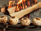 やきもち家名物「灰焼きおやき」