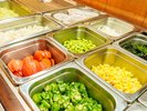 約40種類の朝食バイキングをお楽しみいただけます。