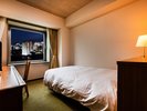 【シティサイド・シングルルーム】都会の喧騒から少しだけ離れて。自分のペースで過ごせる、静かな時間。