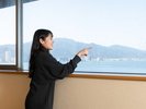 波、船、鳥、跳ねる魚など、一瞬として同じ景色がないのが琵琶湖です。