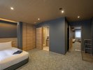 【客室】コネクティングスーぺリアツイン。ファミリーでもゆったり利用できる、2部屋続きのお部屋です。