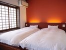 寝室は3つございますので、仲間同士での宿泊におすすめ