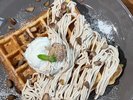 マロン・ワッフル(maruru cafe)