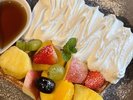 フルーツ・ワッフル(maruru cafe)
